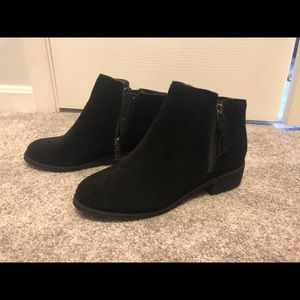 Blondo Waterproof booties